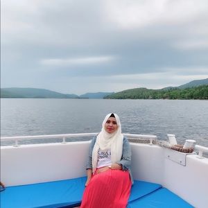 Meet your Posher, Roksana